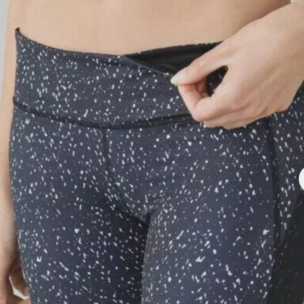 Lululemon Butterfly Texture Leggings Women's Size 4 Workout Activewear